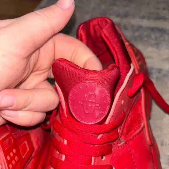 Nike Triple Red Huarache Running Shoes - Picture 4 of 4
